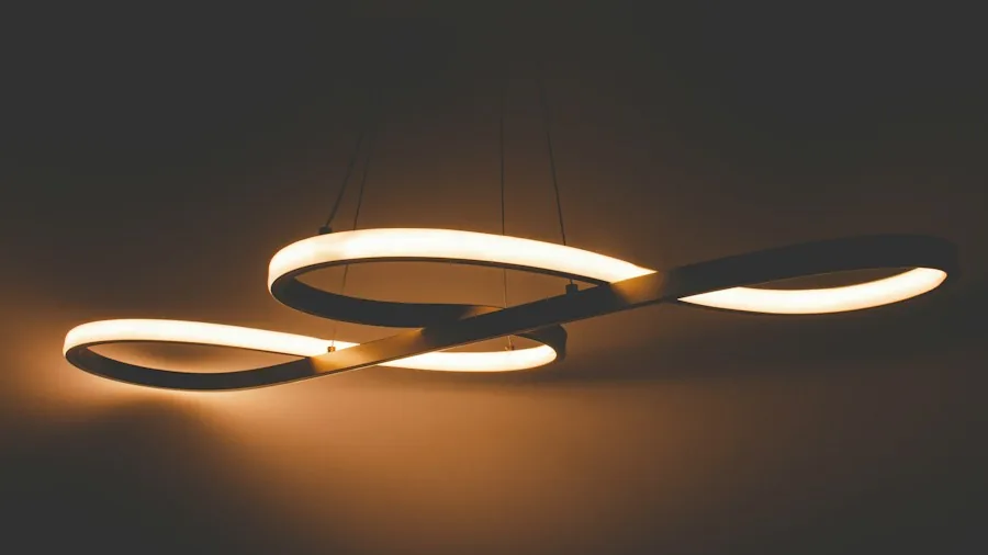1930s Slag Glass Lamps Are Surging in Value: What Collectors and Shoppers Need to Know 3 1930s home decor lighting
