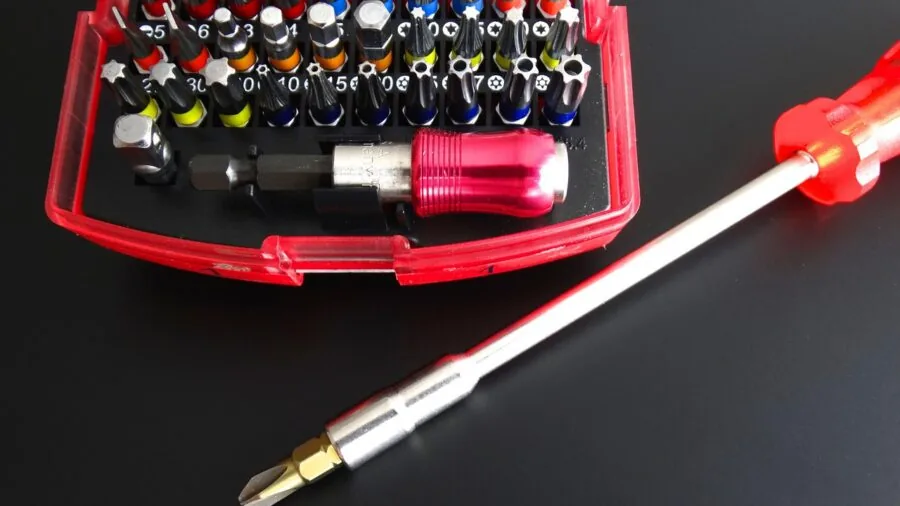 Skil Releases Powered Hex Key for 2026: What Furniture Shoppers Need to Know 2 closeup hex bits screwdriver driving fastener