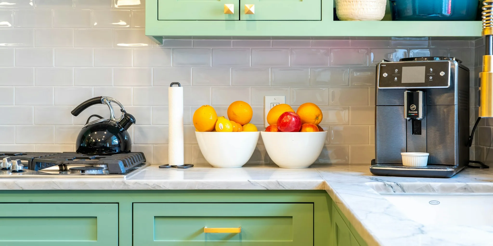 $180 Kitchen Makeover Uses Bold Color and Renter Hacks