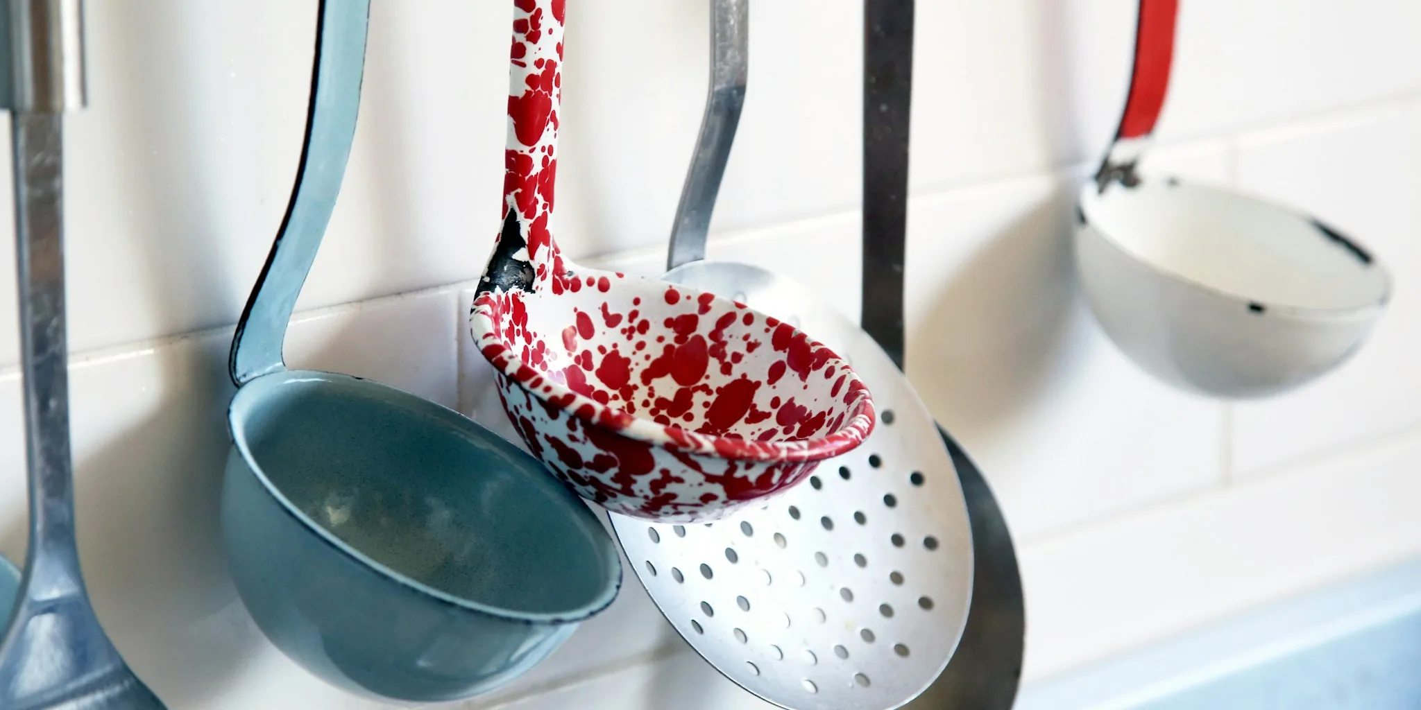 SharkNinja Debuts Ceramic Cookware in Bold Colors