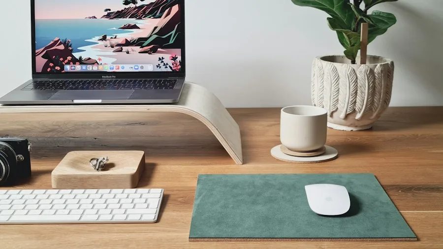 craft desk protective wall