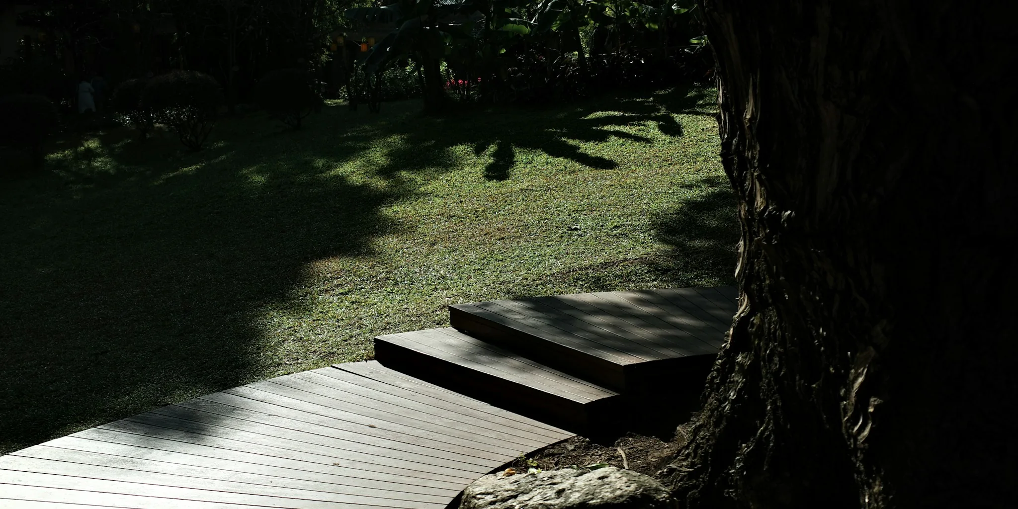 Solar Deck Step Lights Surge in Popularity: What Buyers Should Know Before Installing