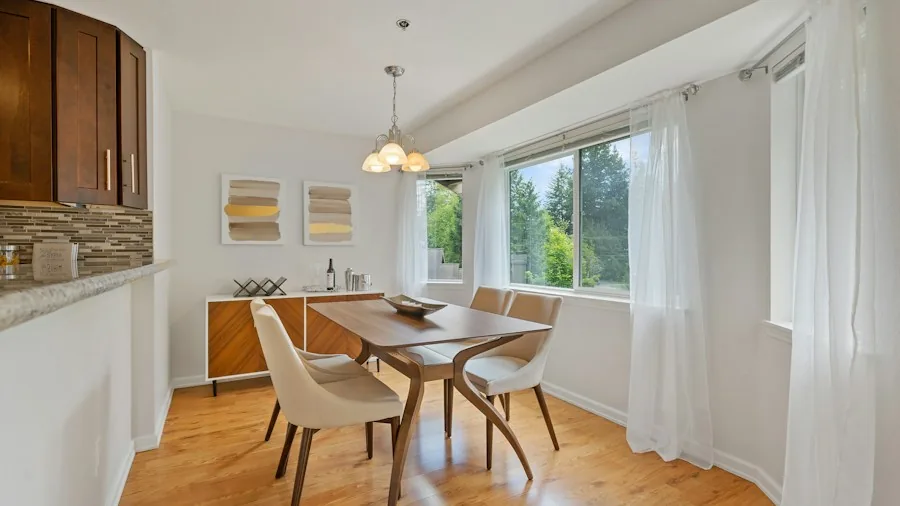 dining room with multiple lights