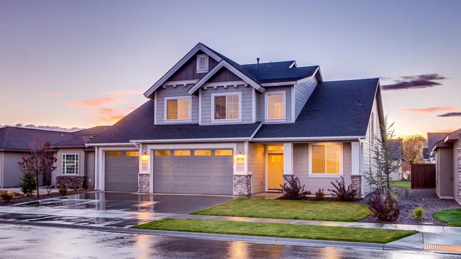7 Tips to Organize Your Garage and Maximize Every Inch of Storage Space 3 family garage decluttering items