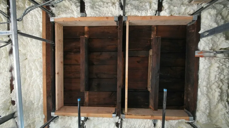 7 Tips to Choose and Install the Right Garage Insulation 2 fiberglass insulation installation studs