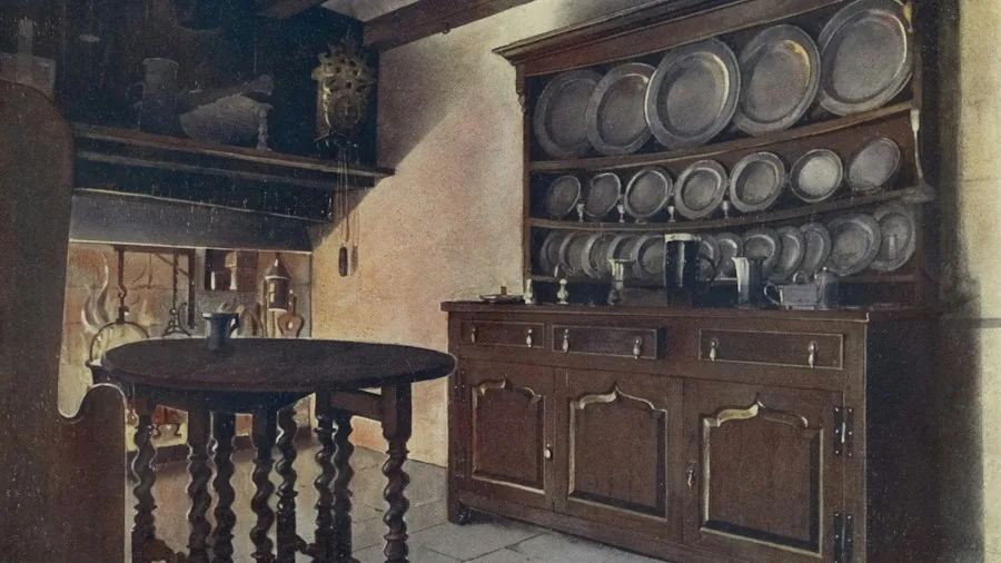 Cabinet Cutouts Return to Kitchens: What Shoppers Need to Know About This Design Trend 2 georgian period antique kitchen furniture