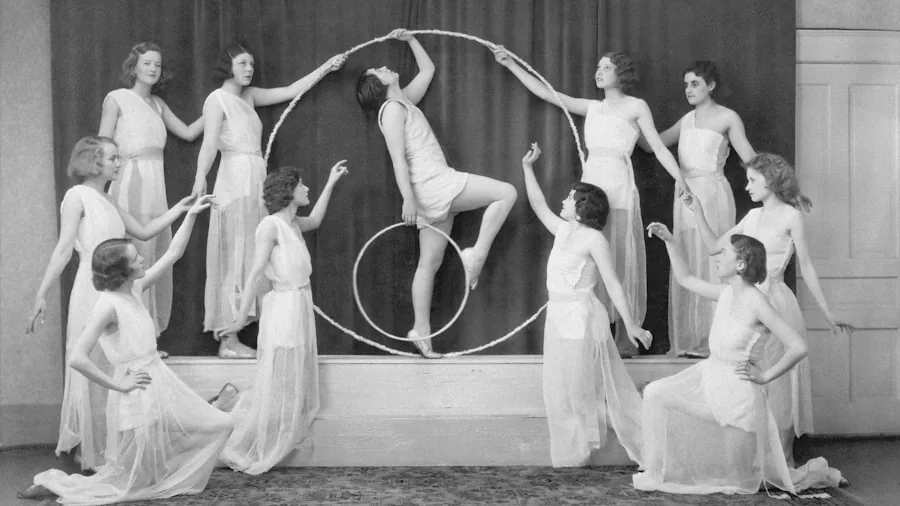 glamorous 1980s Art Deco style