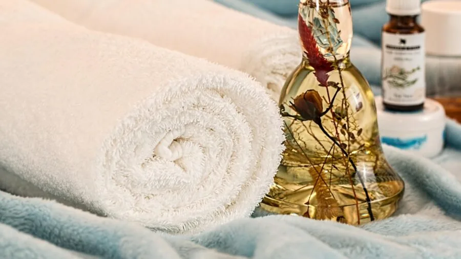 Winter Bathroom Comfort Gets Two Game Changing Upgrades Buyers Should Know About 3 heated towel bar spa