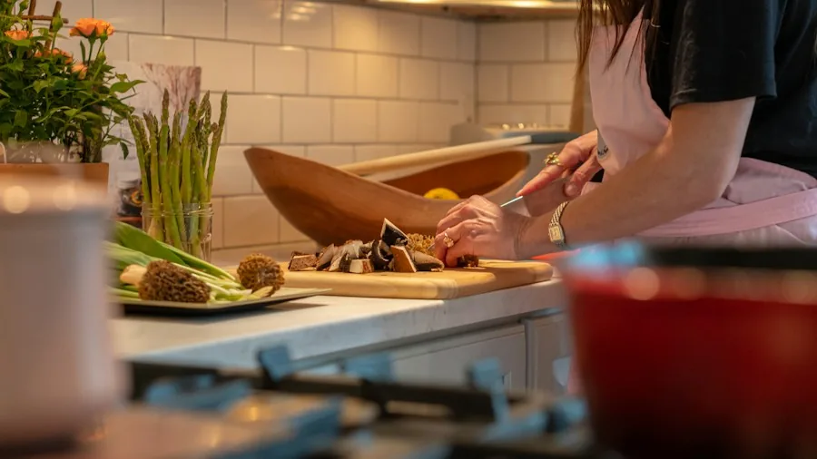 Kitchen Floor Mat Hack: Why Designers Are Swapping Bath Mats Into Their Cooking Spaces 3 holiday entertaining cooking kitchen