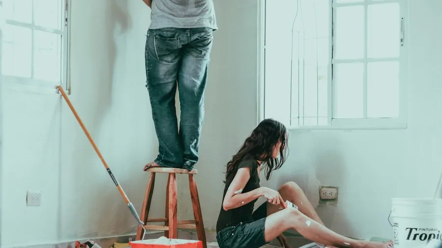 Too Many Renovation Projects at Once: What Homeowners Need to Know 2 homeowner planning renovation checklist