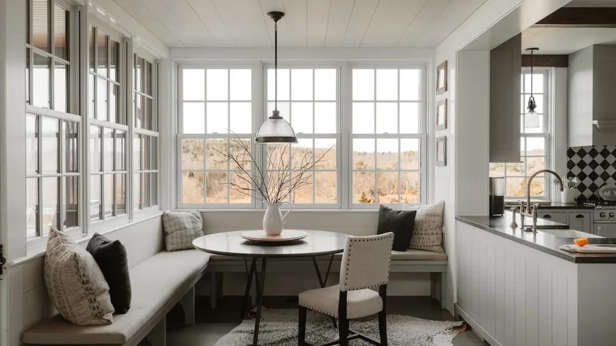 kitchen breakfast nook seating area