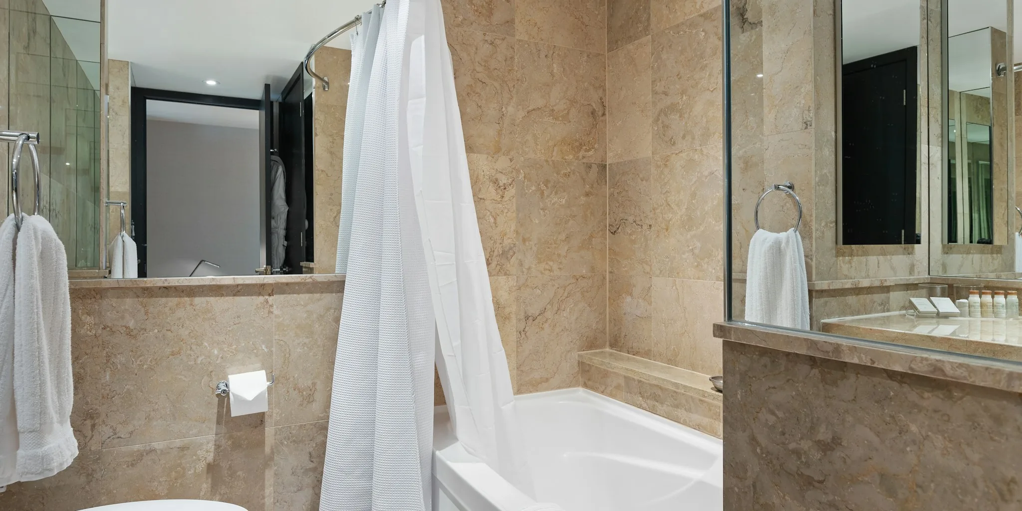 Affordable Mid-Century Shower Curtain Transforms Bathroom Decor Without Renovation
