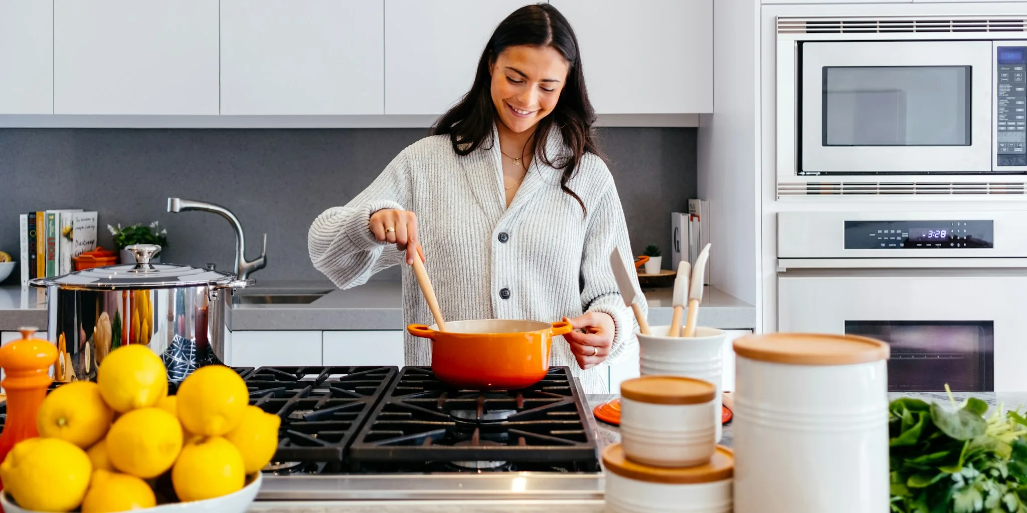 Kitchen Floor Mat Hack: Why Designers Are Swapping Bath Mats into Their Cooking Spaces