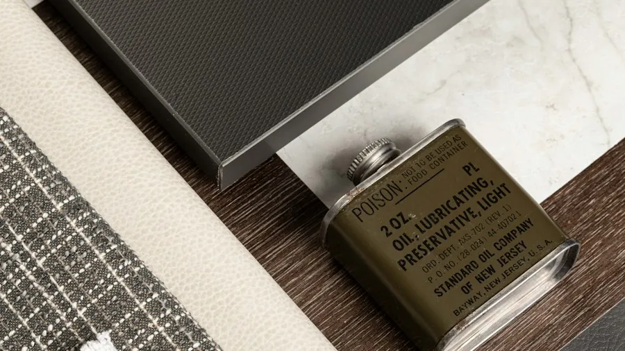 Stainless Steel Appliance Smudges: Why They Happen and How to Fix Them 3 olive oil polishing shine