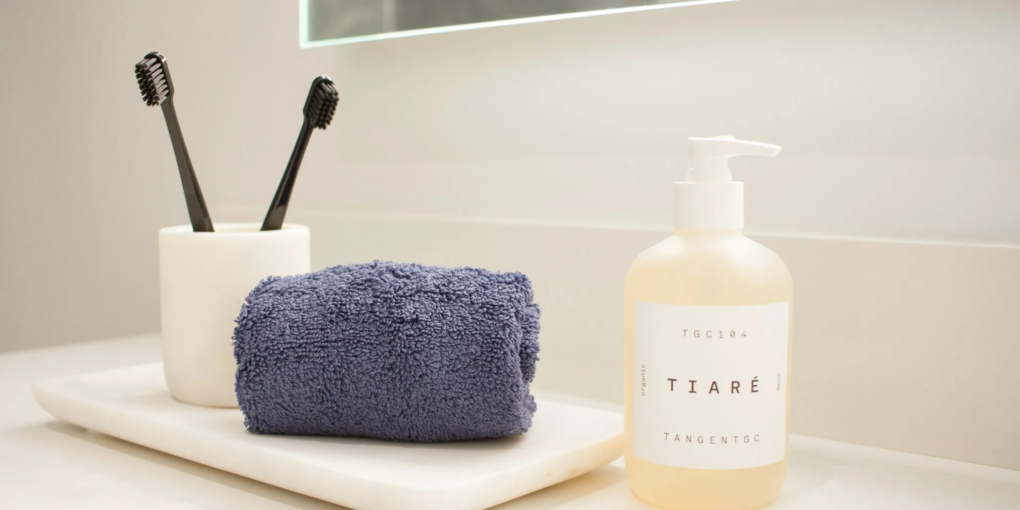 Old Frying Pans Transform into Bathroom Counter Storage
