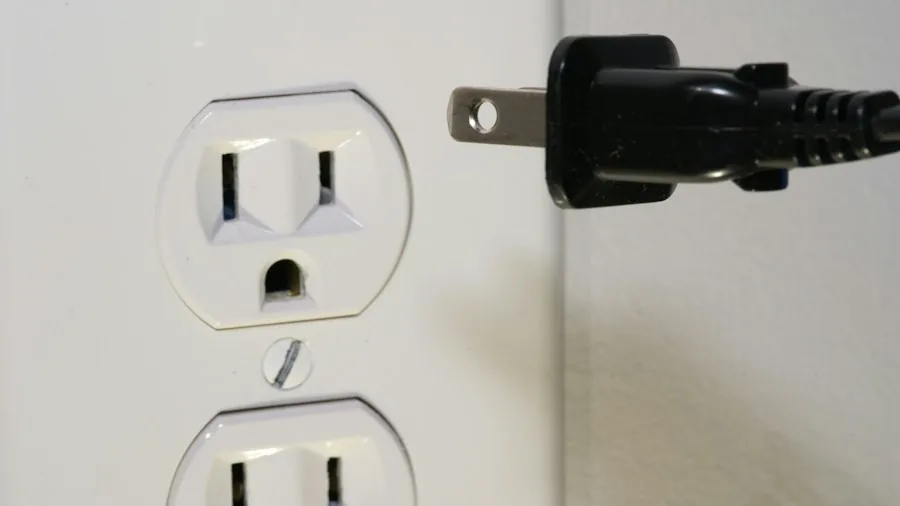 Eufy E10 Window Camera Launches Subscription Free: What Buyers Should Know 3 power cable outlet window installation