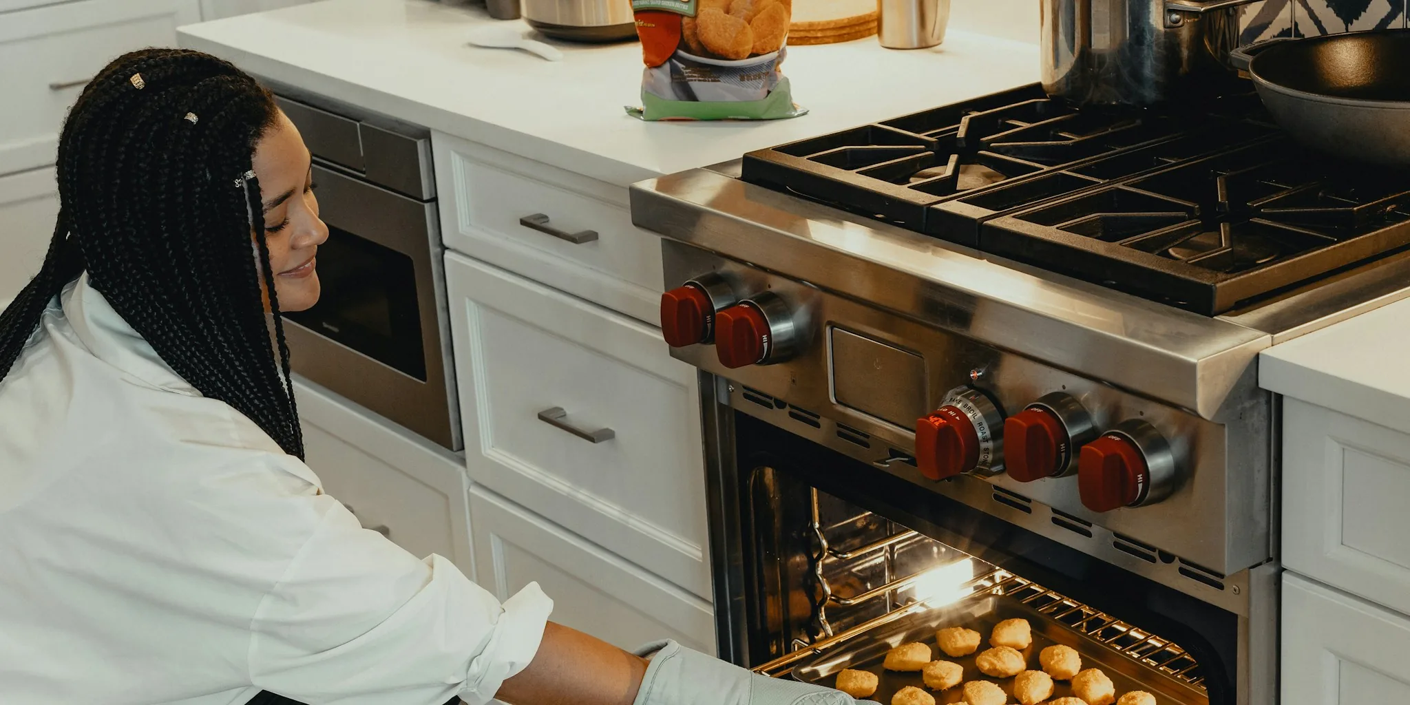 HexClad Launches Its First Bakeware Collection: What Shoppers Need to Know