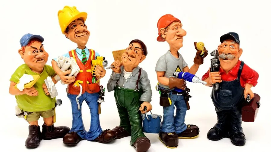 Milwaukee Pipeline 2026 New Tools: What Buyers Should Know 3 rechargeable work light on job site
