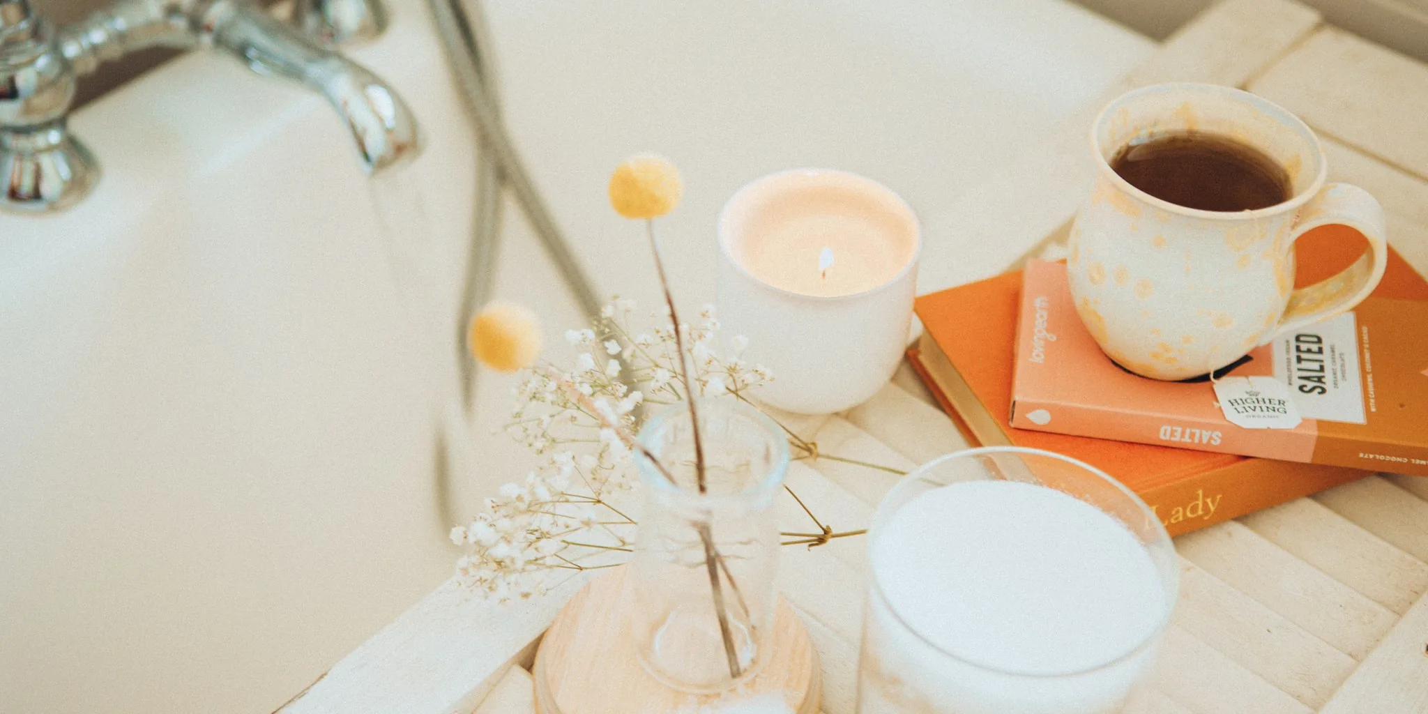 Popular Bathtub Pillow with Suction Cups Gains Customer Attention: What Shoppers Need to Know