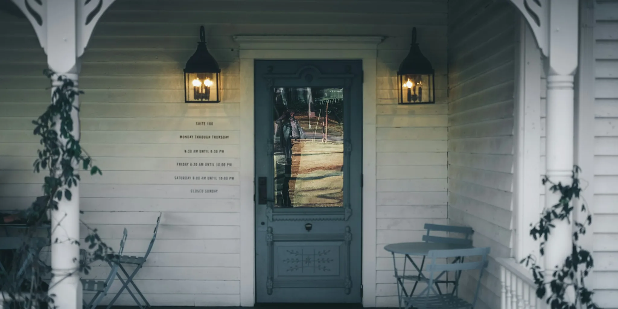 Cordless Outdoor Candle Sconces Trend Takes Off
