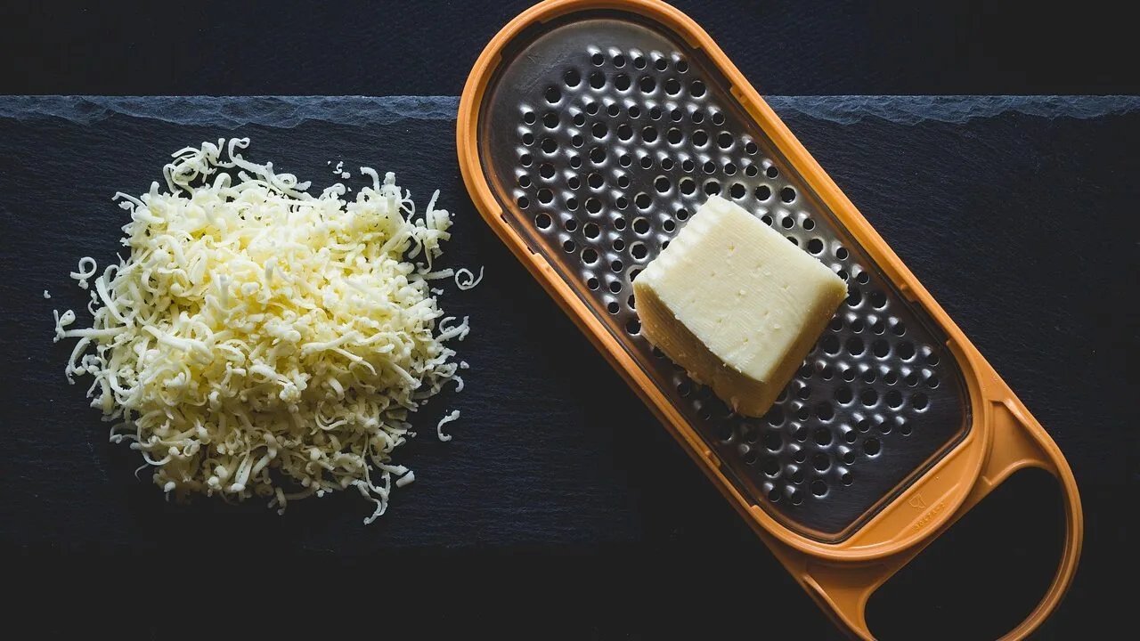 Budget Rotary Grater Becomes Kitchen Bestseller