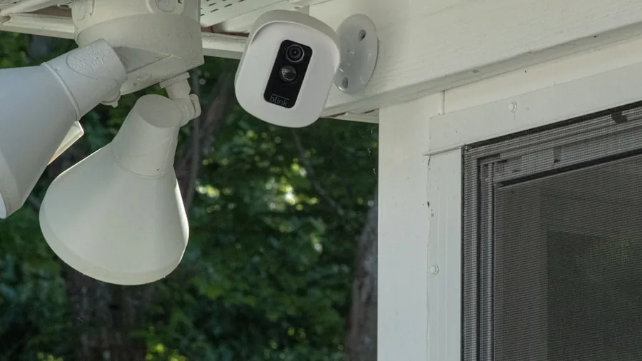 smart security camera outdoor