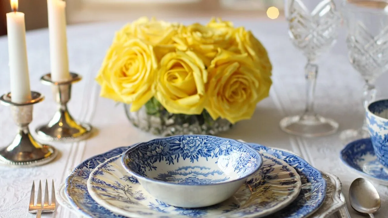 Splatterware Is Trending in Kitchen Decor and Here’s What Shoppers Need to Know