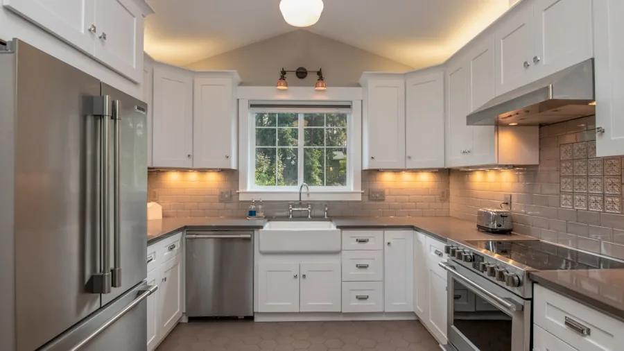 stainless steel kitchen appliances
