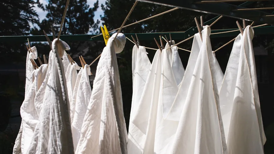 Bathroom Stain Removal: How a Common Household Item Tackles Stubborn Sunscreen Marks 3 white fabric stain treatment care