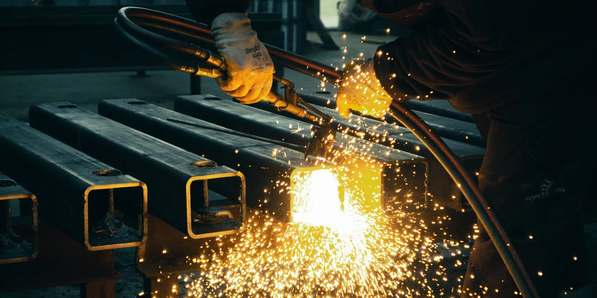 Makita 40V Max XGT Flathead Angle Grinder Launches: What Shoppers Need to Know